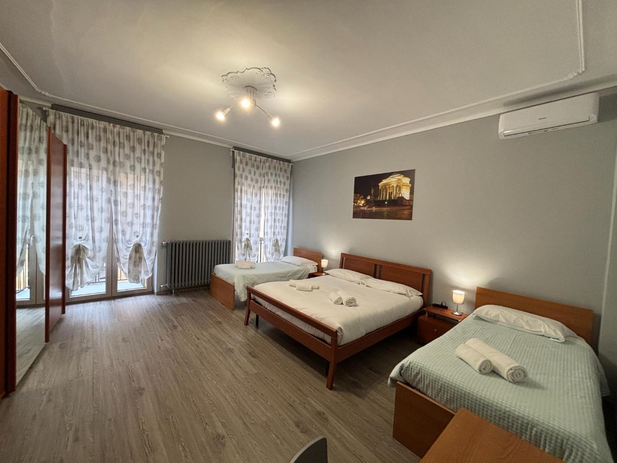 Domus Hotel Caselle Torinese Luaran gambar